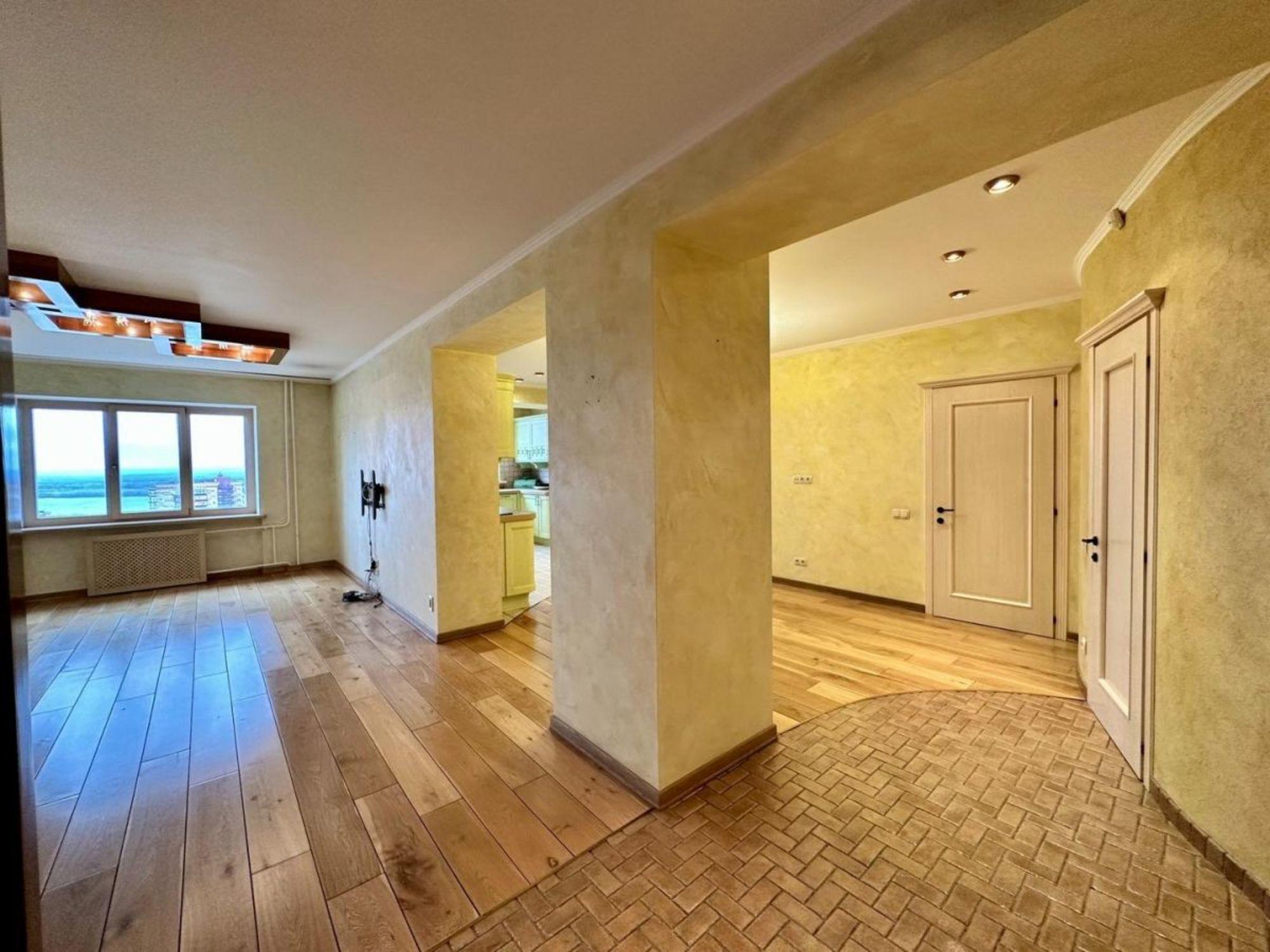 Купить квартиру за 15 500 000 рублей на 6-я просека, 155