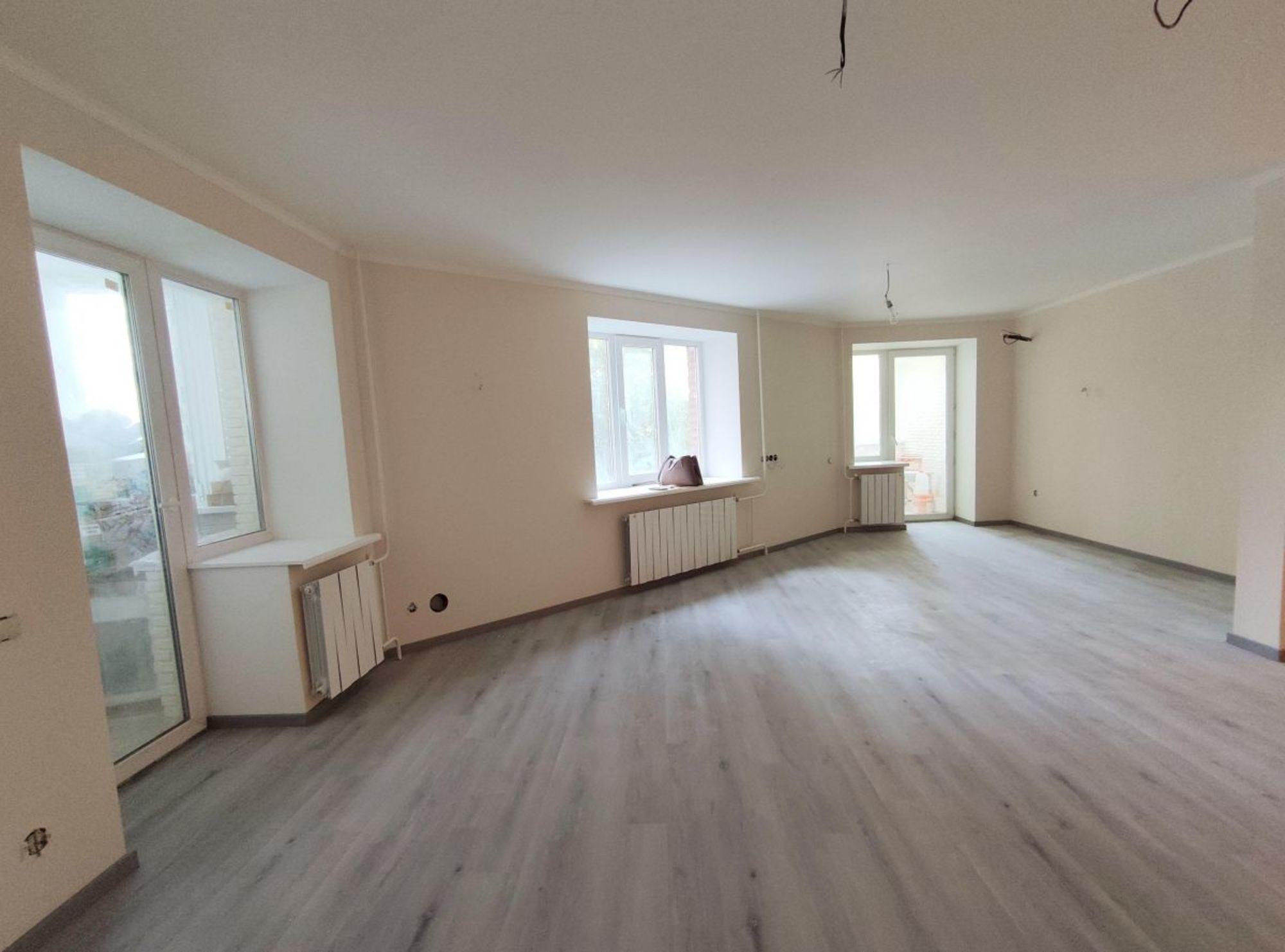 Купить квартиру за 16 200 000 рублей на Ново-Садовая улица, 181а