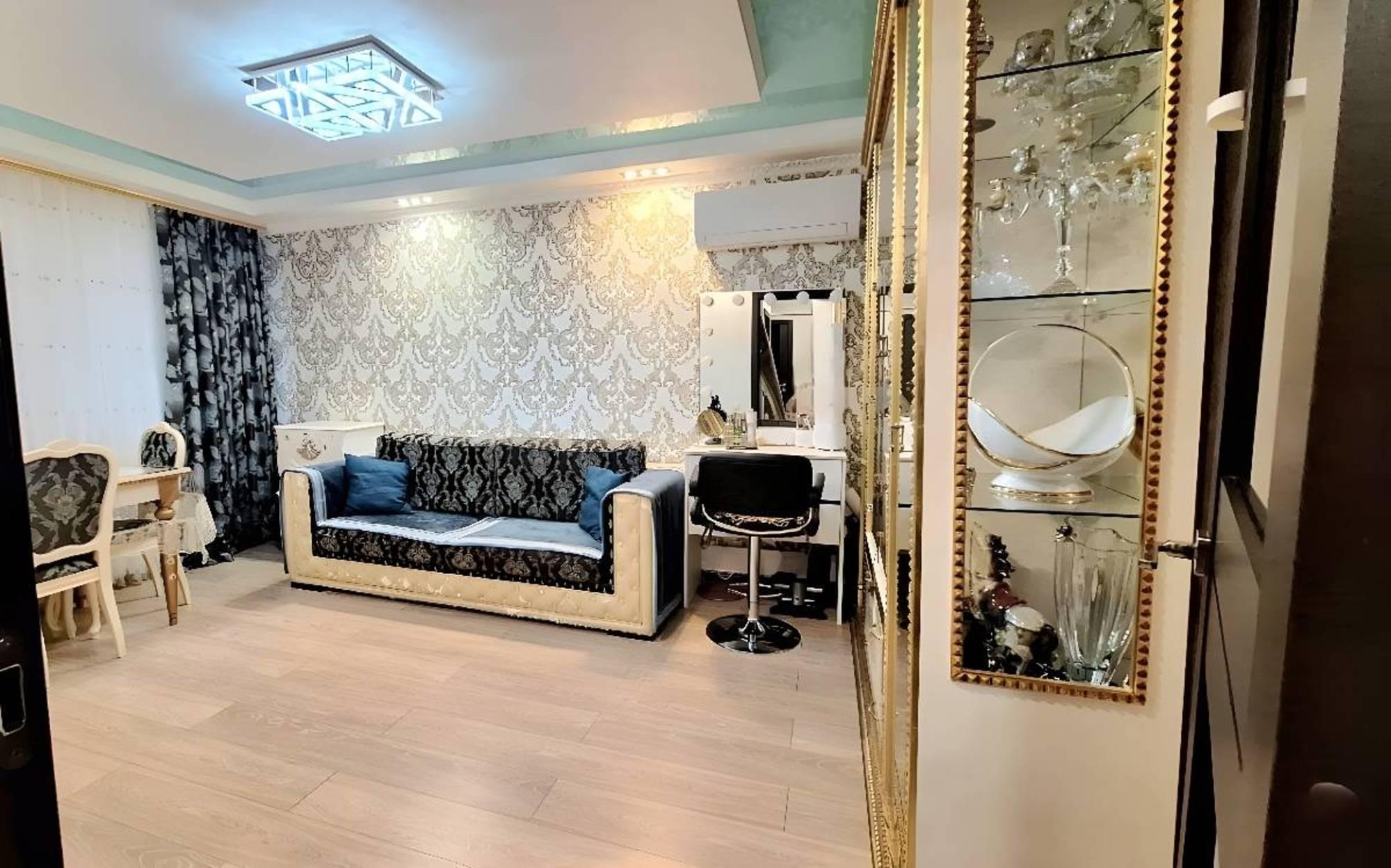 Купить квартиру за 9 200 000 рублей на Революционная улица, 75