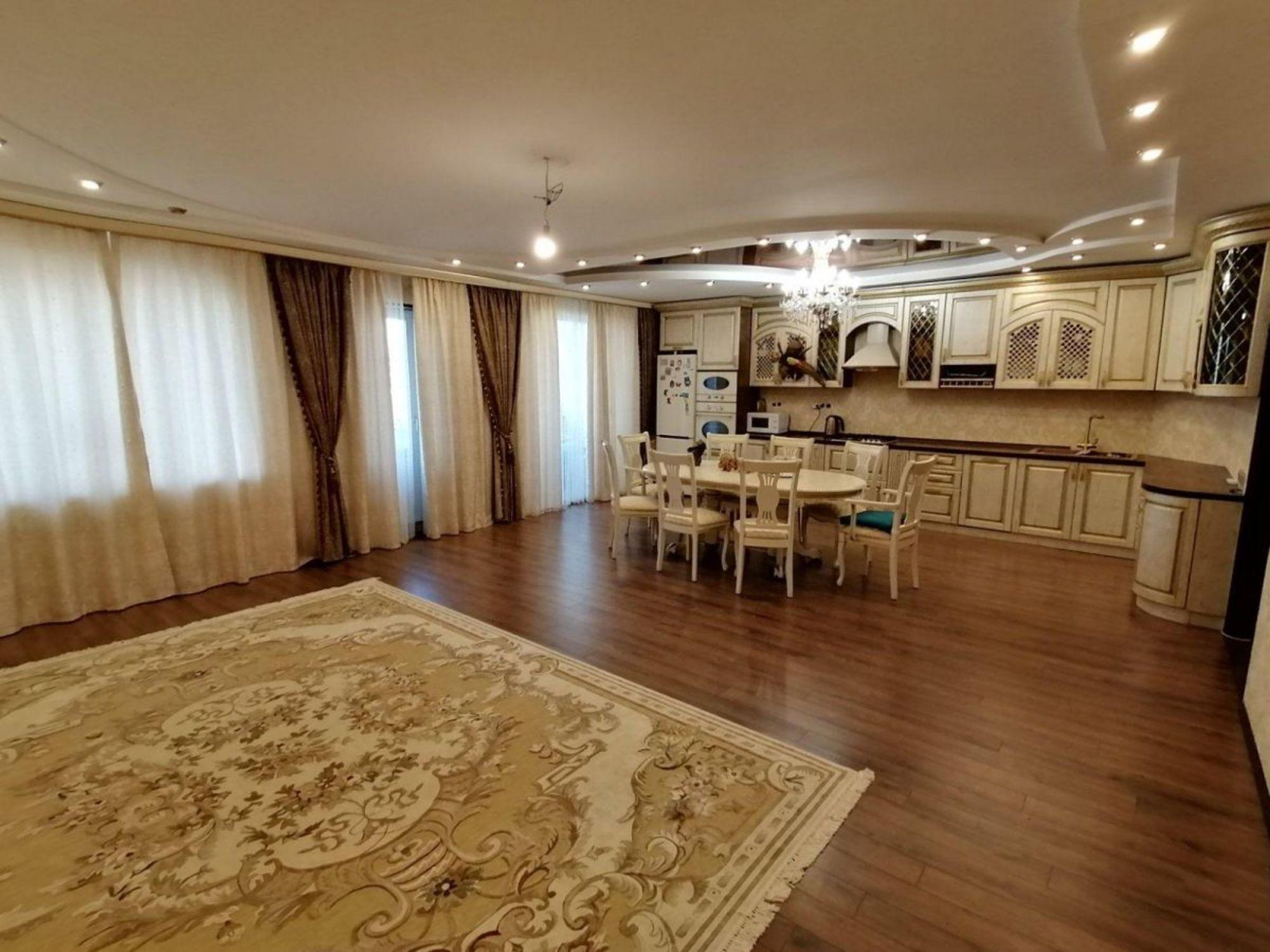 Купить квартиру за 15 100 000 рублей на Гагарина улица, 53