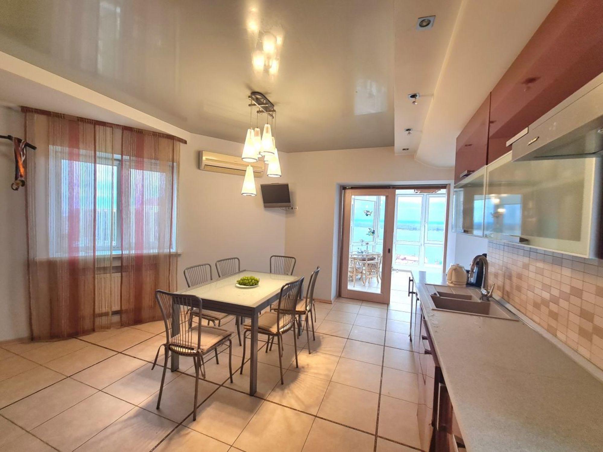 Купить квартиру за 35 555 000 рублей на Алексея Толстого улица, 72