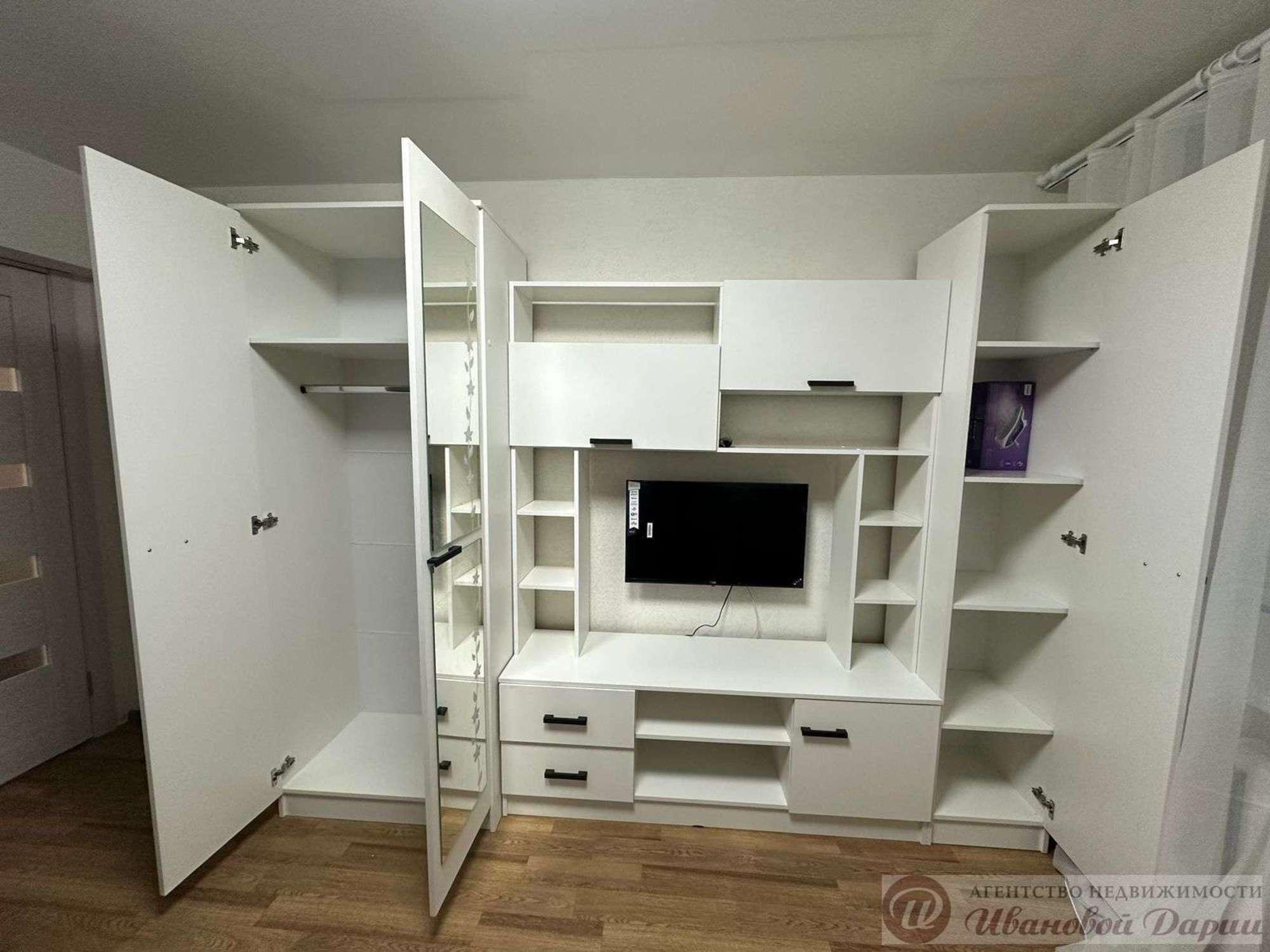 Сдать квартиру за 37 000 рублей на Мориса Тореза улица, 123