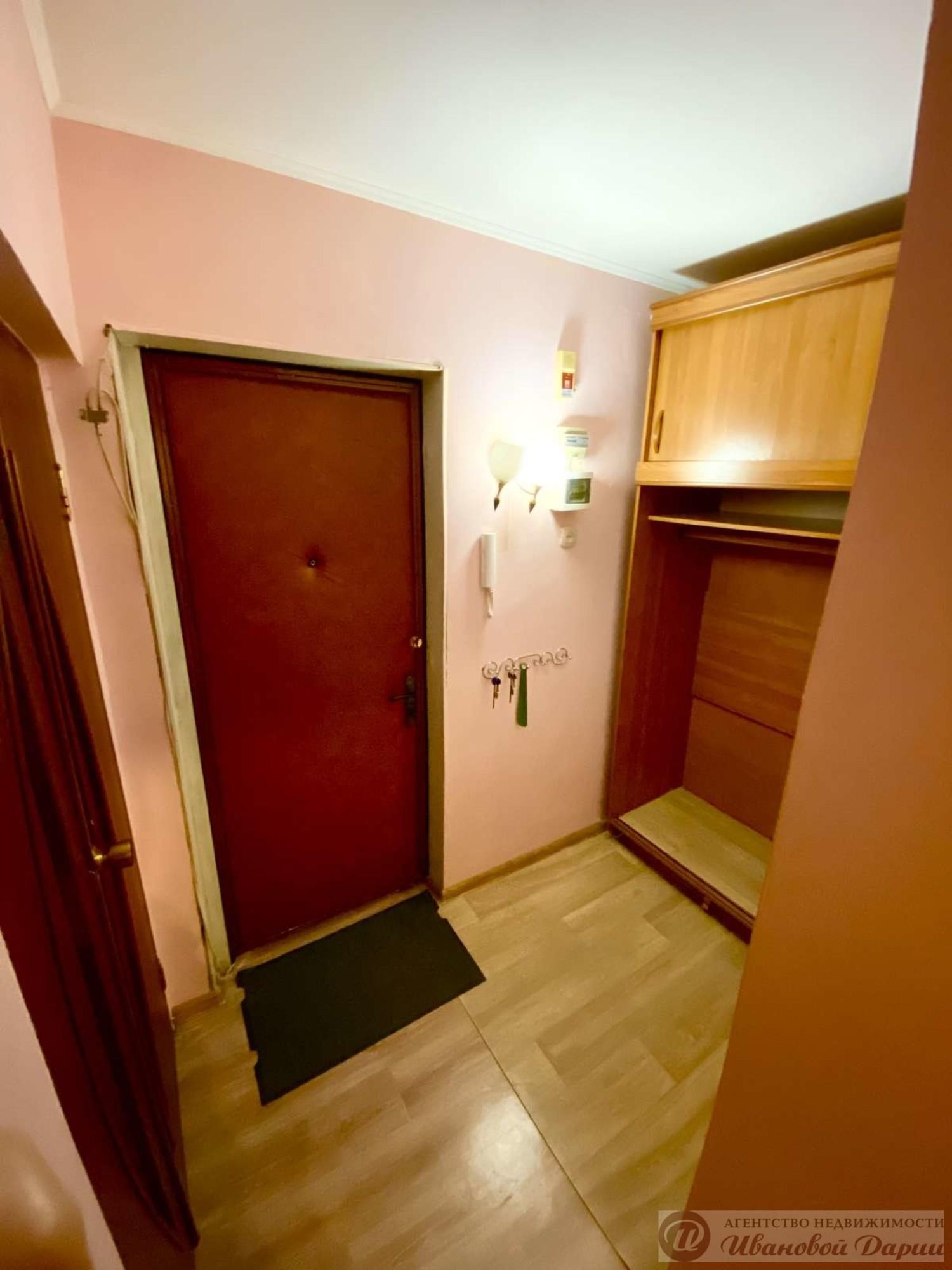 Купить квартиру за 4 100 000 рублей на Воронежская улица, 143