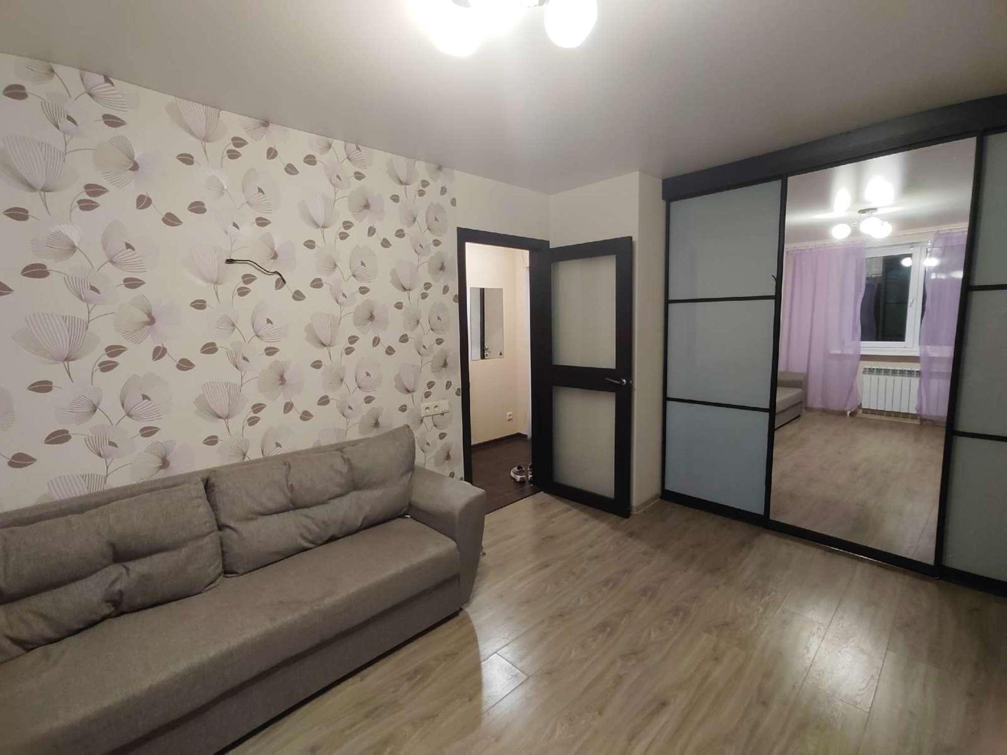 Сдать квартиру за 17 000 рублей на Евгения Золотухина улица, 4