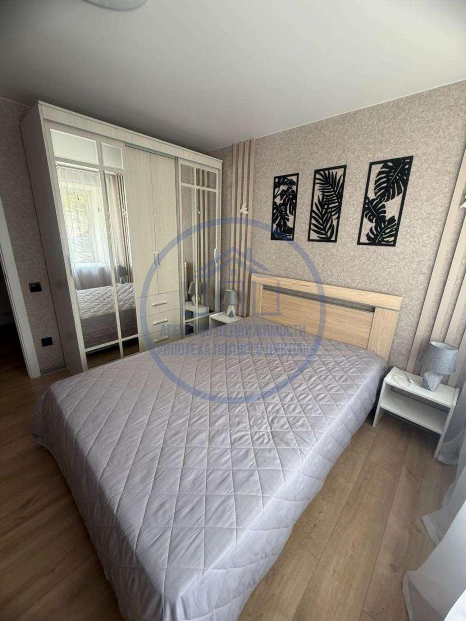 Купить квартиру за 4 400 000 рублей на Юных Пионеров проспект, 34