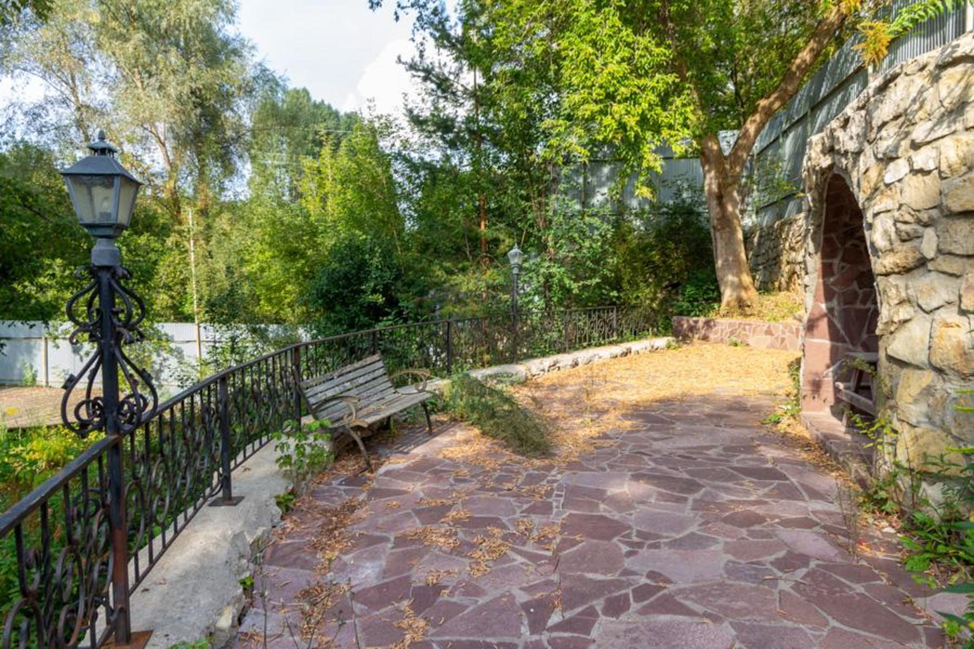 Купить дачу, дом, коттедж за 50 000 000 рублей на поселок Озерки, 191