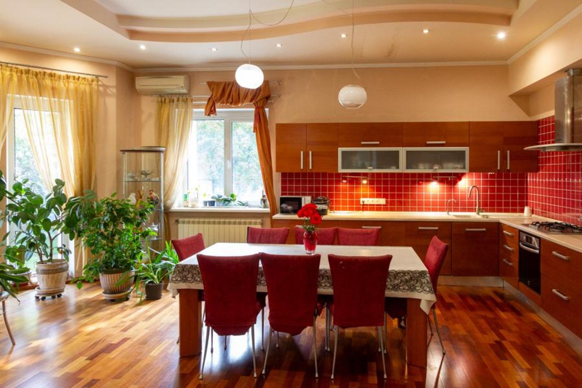 Купить дачу, дом, коттедж за 50 000 000 рублей на поселок Озерки, 191