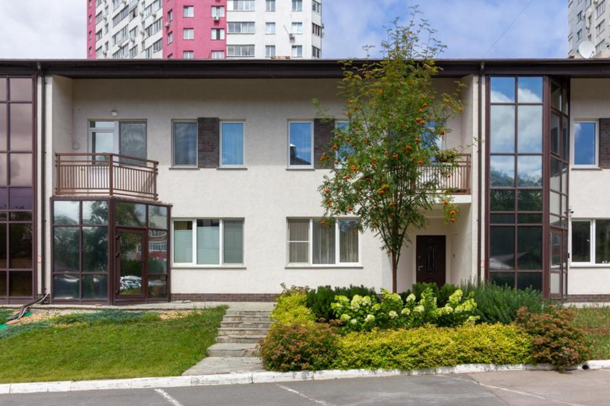 Купить дачу, дом, коттедж за 24 000 000 рублей на 7-я просека 1-й проезд, 96