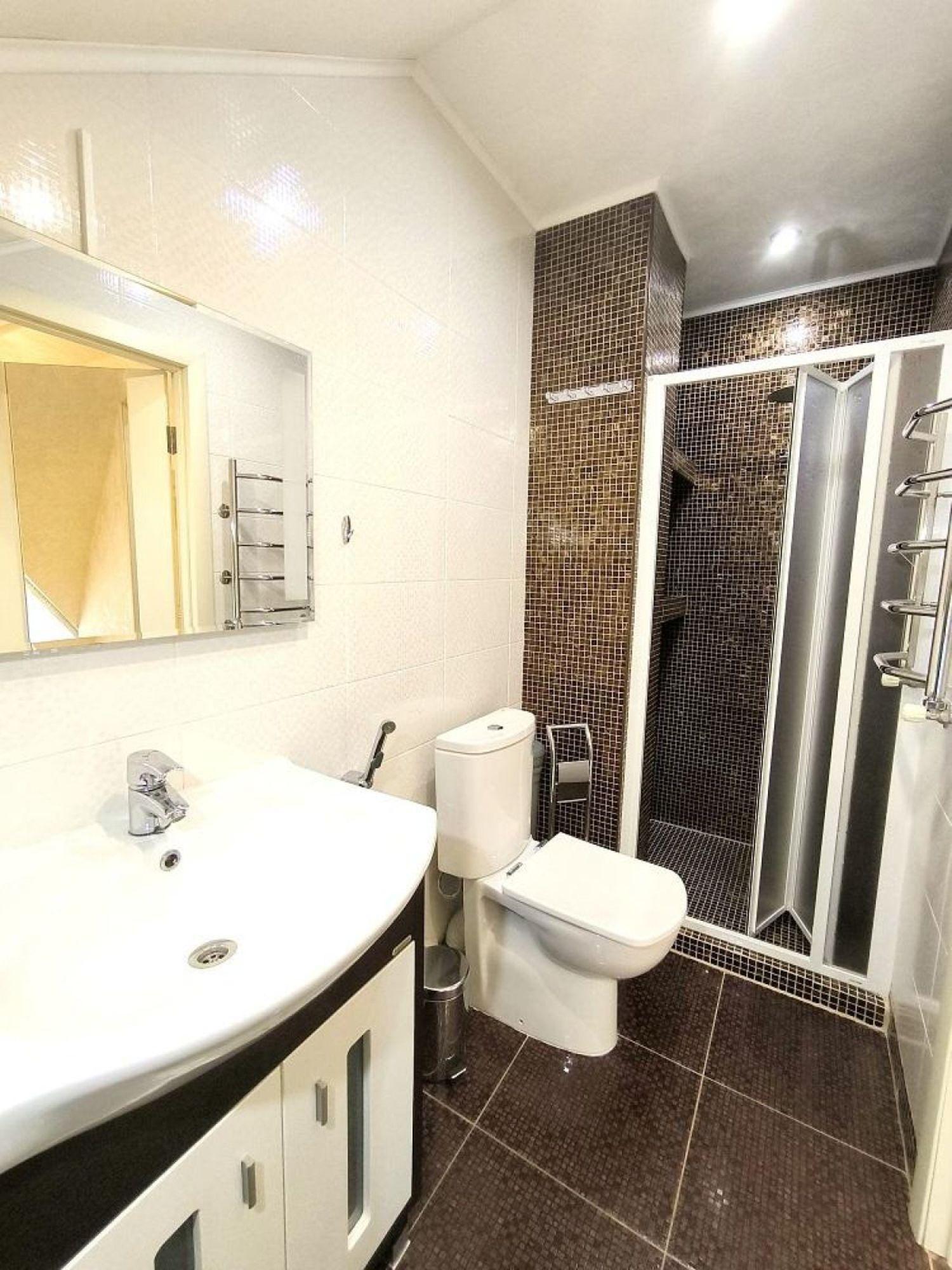 Купить дачу, дом, коттедж за 16 950 000 рублей на Средне-Садовая улица, 45Ж