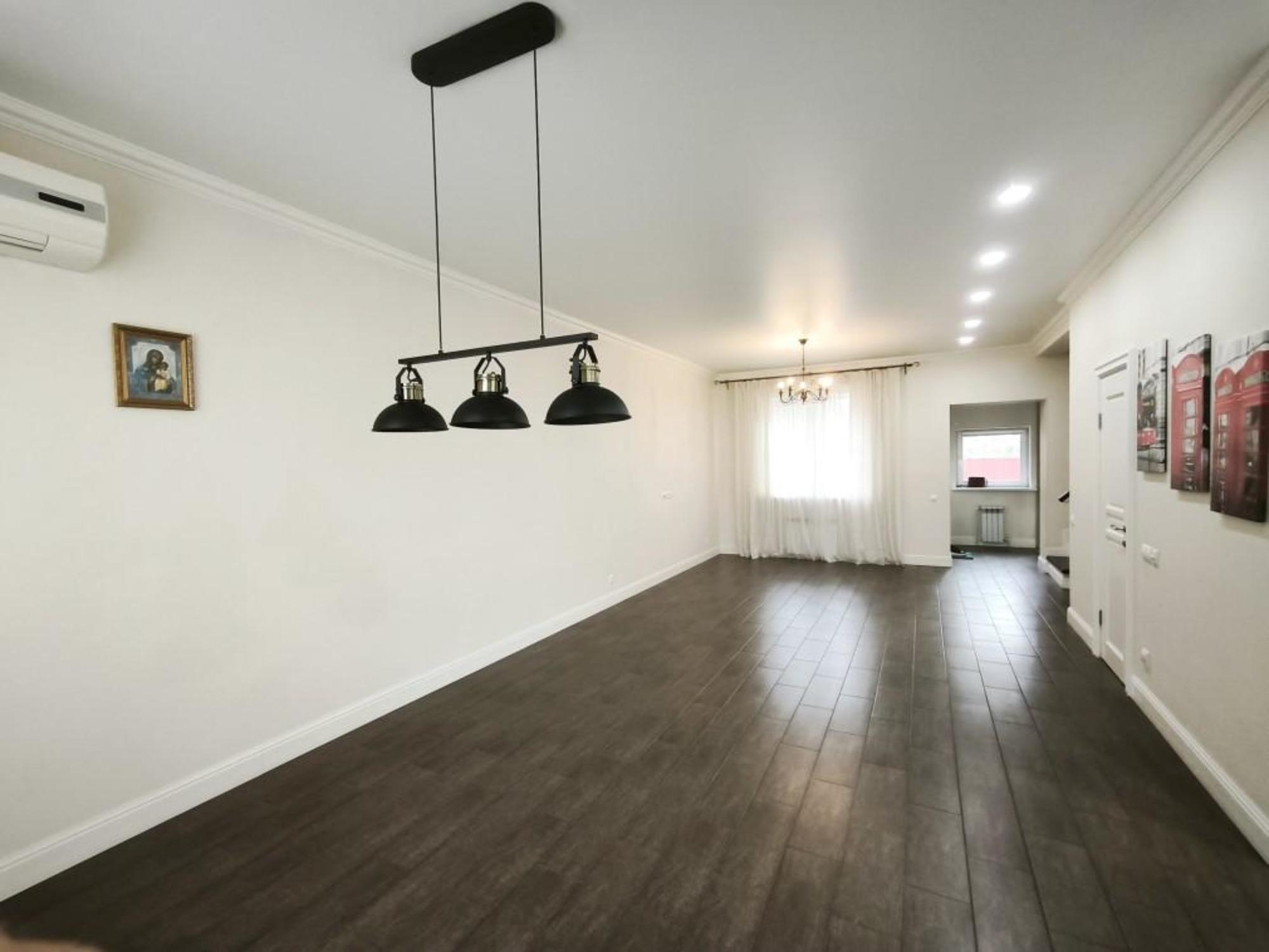 Купить дачу, дом, коттедж за 17 950 000 рублей на Средне-Садовая улица, 45К