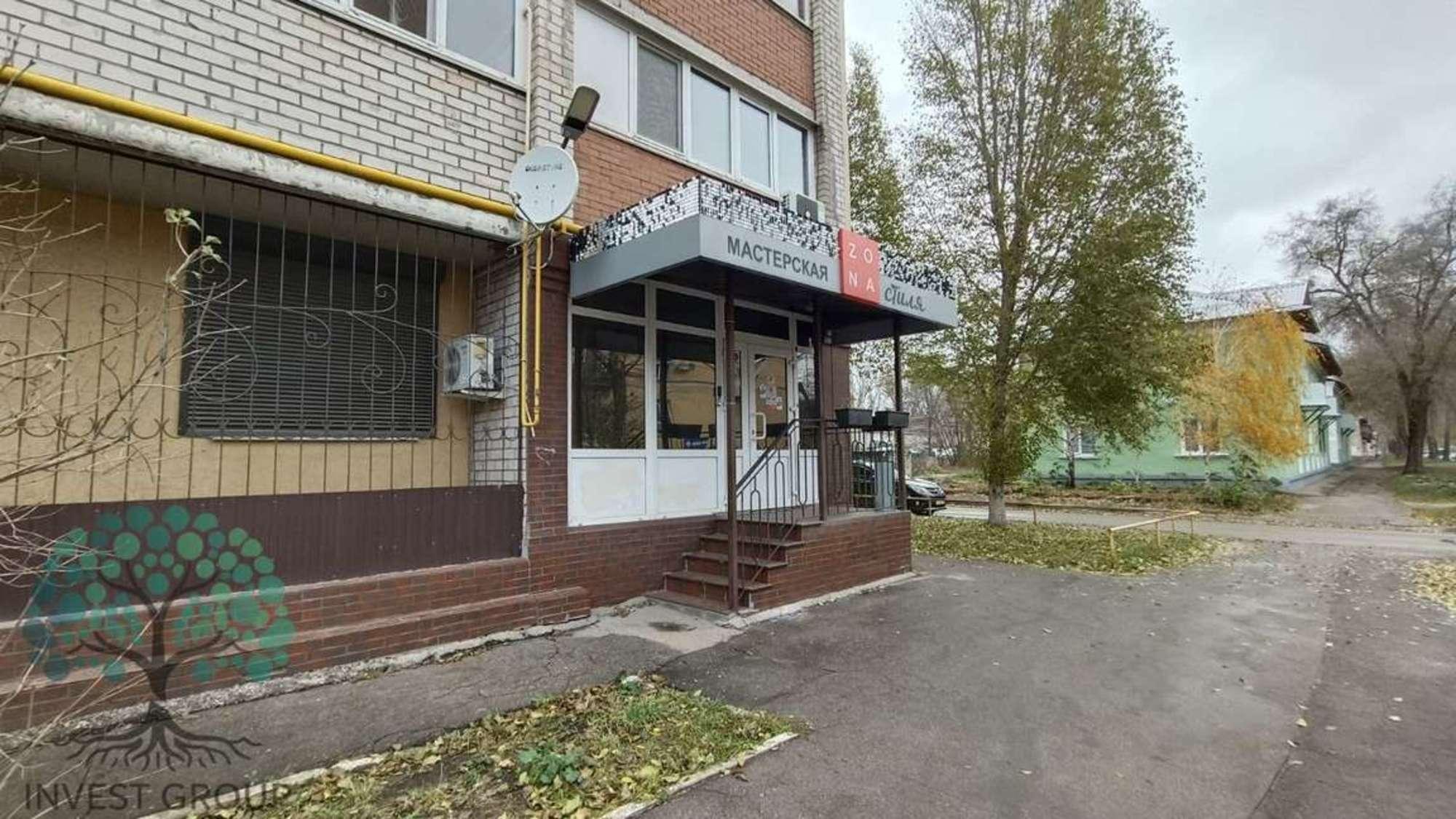Купить торговое помещение за 12 100 000 рублей на Свободы улица, 92
