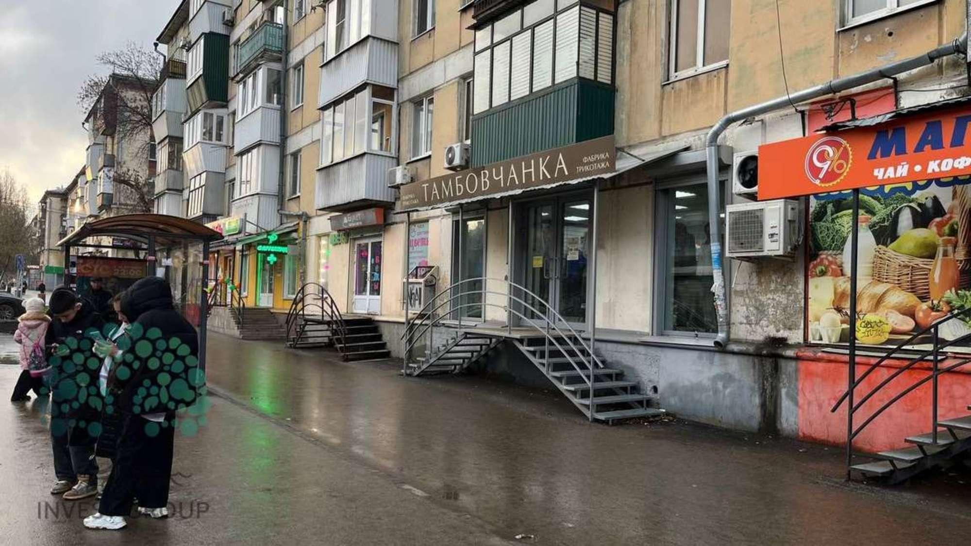 Сдать торговое помещение за 70 000 рублей на Победы улица, 86