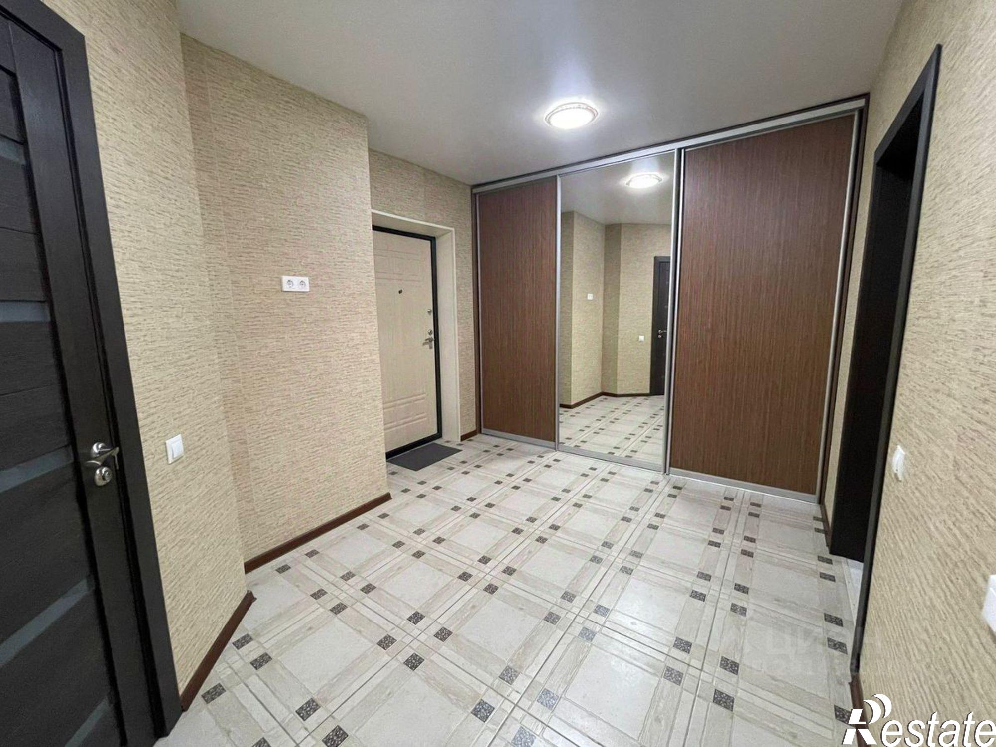 Сдать квартиру за 48 000 рублей на улица Луначарского, 5