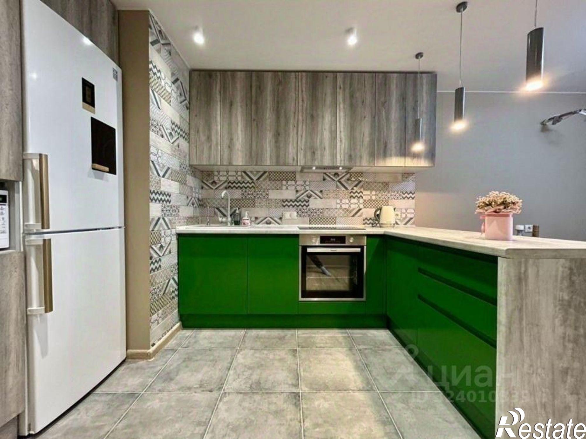 Купить квартиру за 13 000 000 рублей на Революционная улица, 101Б