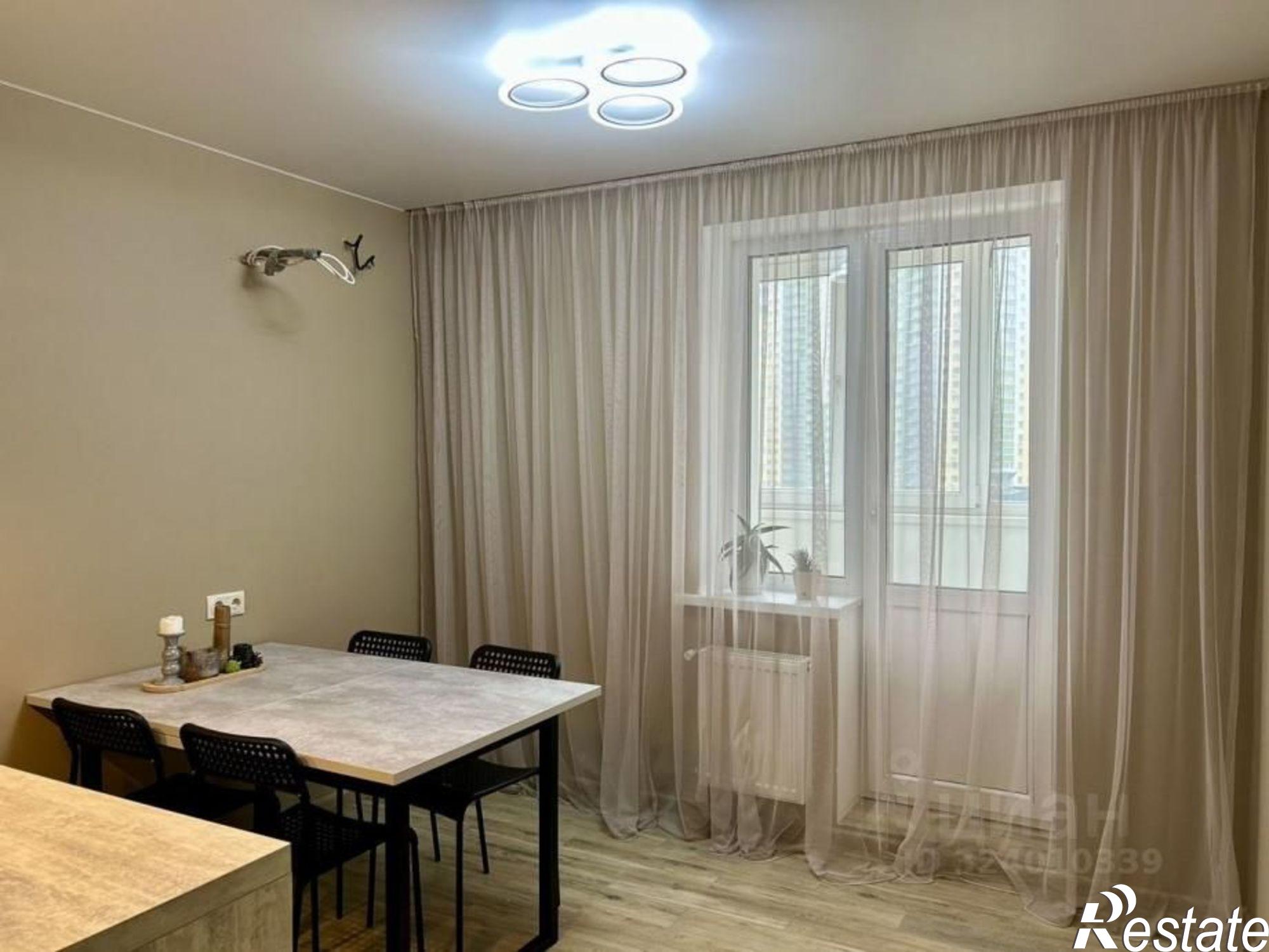 Купить квартиру за 13 000 000 рублей на Революционная улица, 101Б