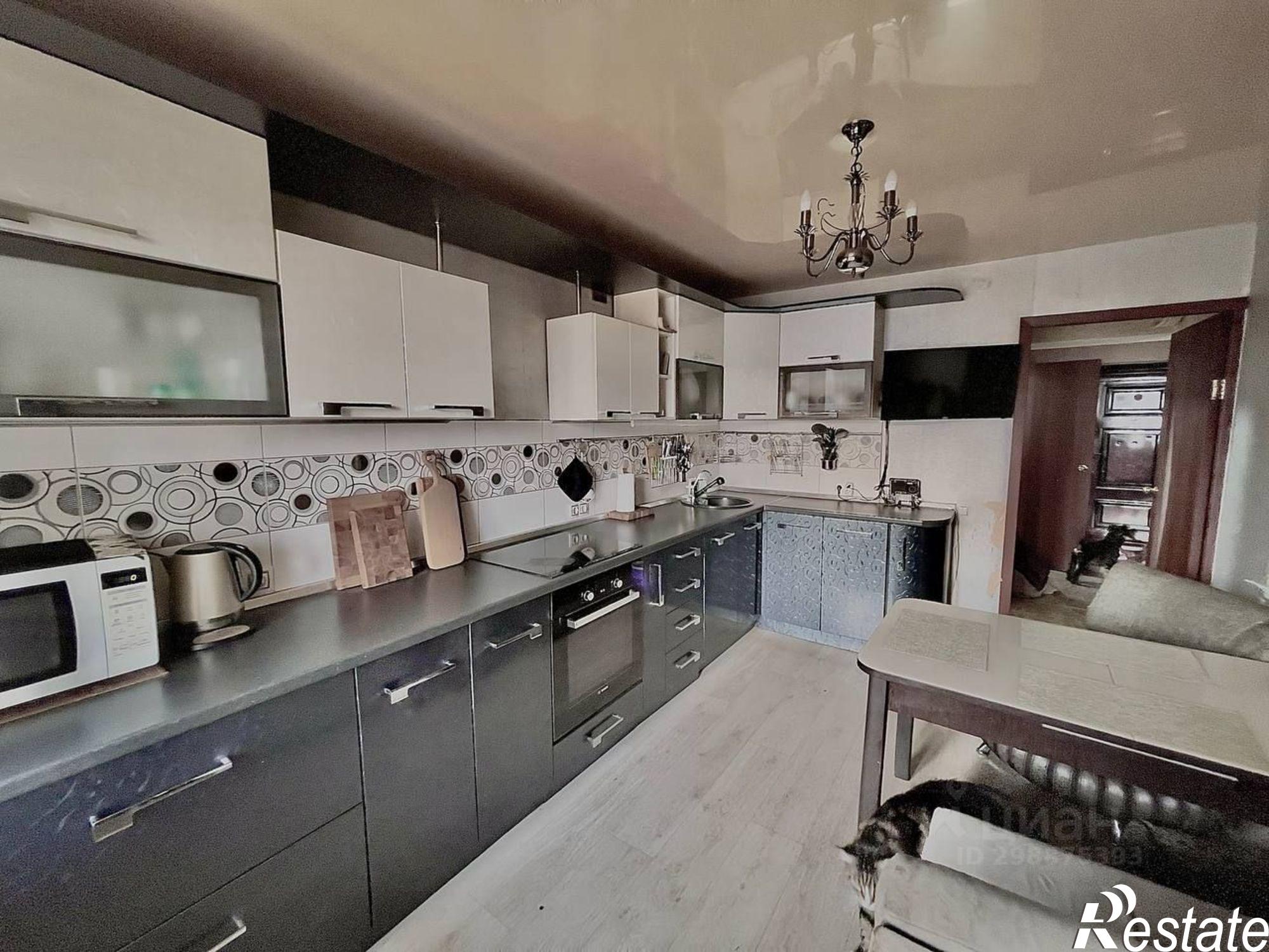 Купить квартиру за 10 099 000 рублей на улица Карбышева, 71