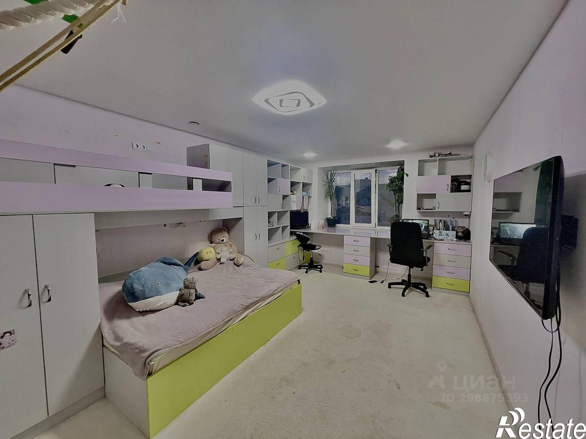 Купить квартиру за 10 099 000 рублей на улица Карбышева, 71