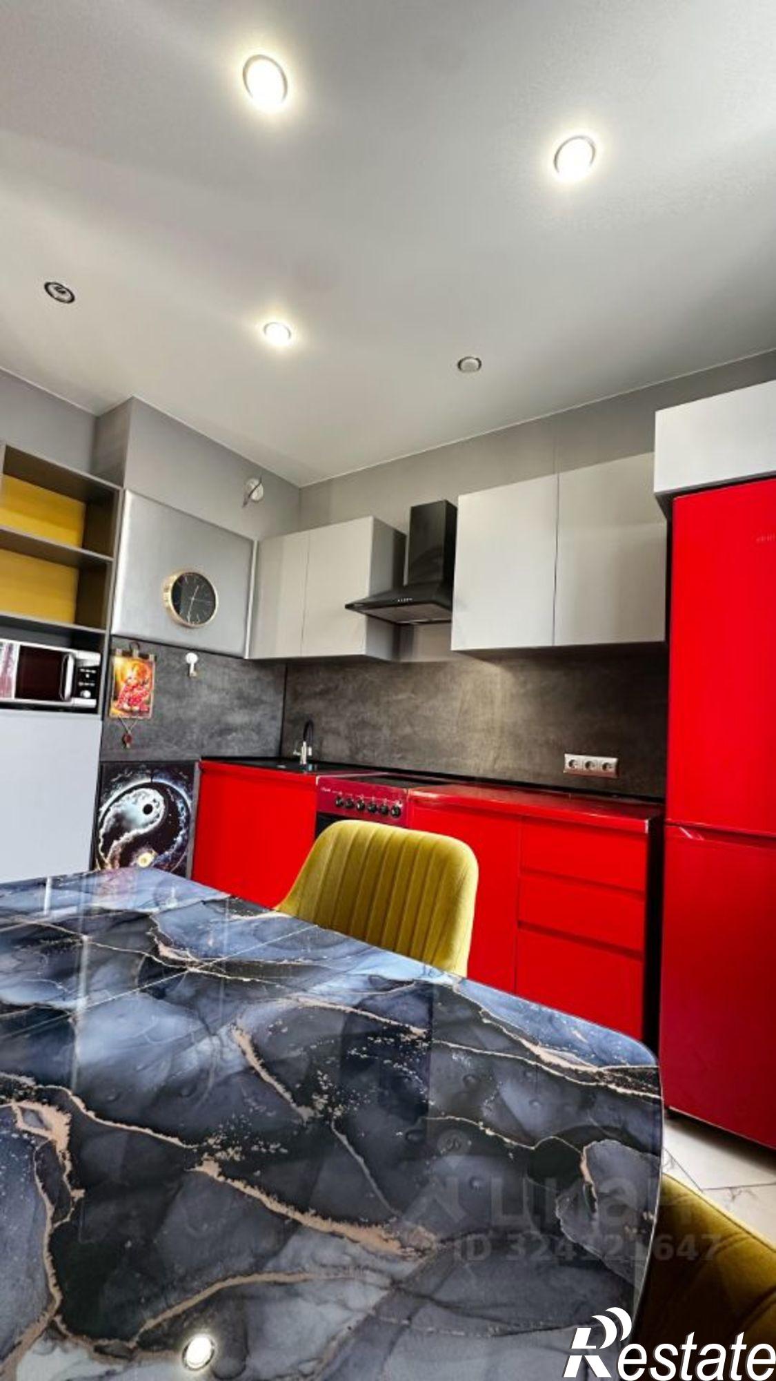 Купить квартиру за 5 900 000 рублей на ул Демократическая, 142А