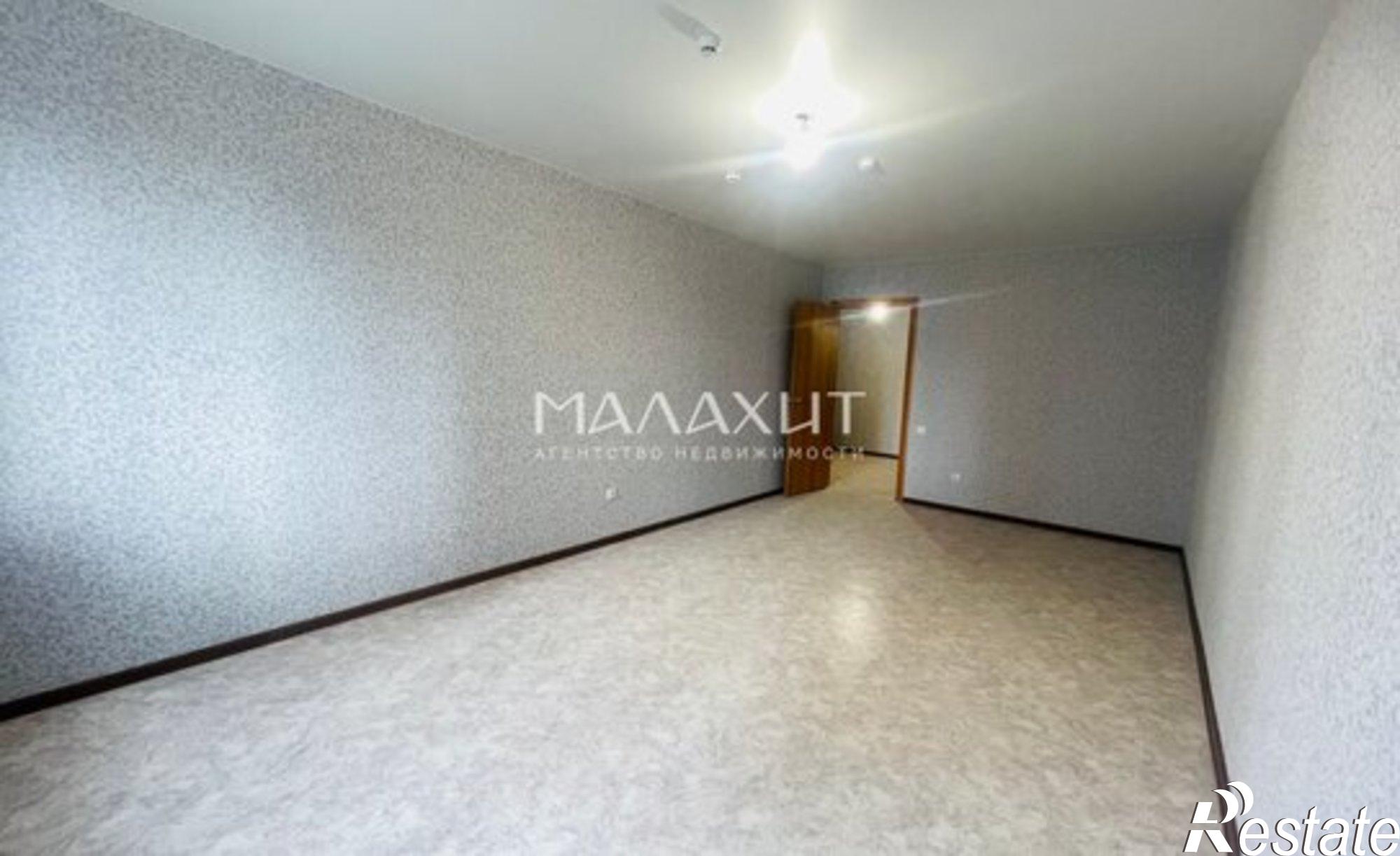 Купить квартиру за 4 500 000 рублей на Кировский путепровод