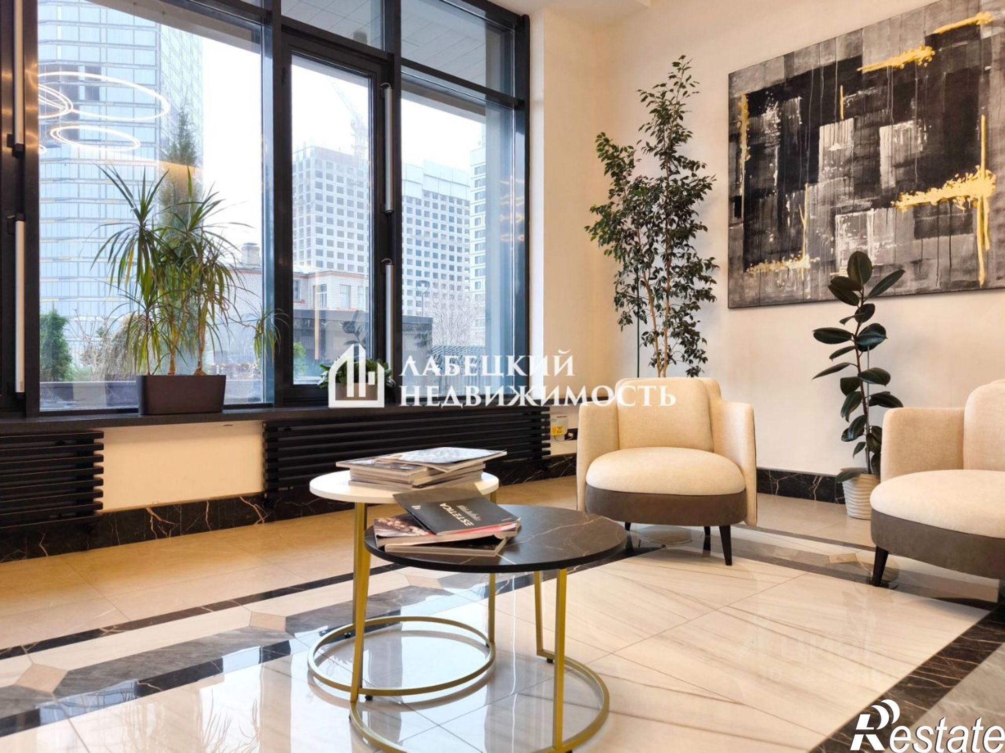 Купить квартиру за 21 000 000 рублей на ул Мусоргского, 1а