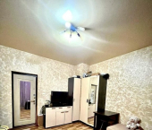 комната 62 кв м Урицкого улица, 4