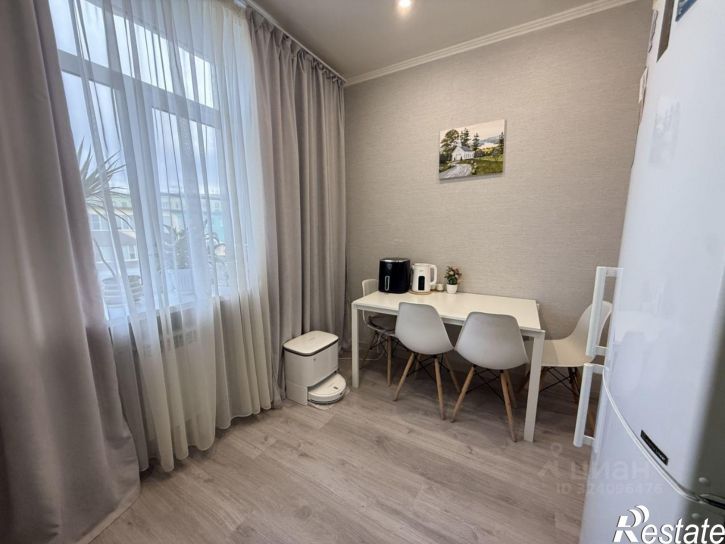 2-комн квартира улица Нефтяников, 22А,  д. 22А