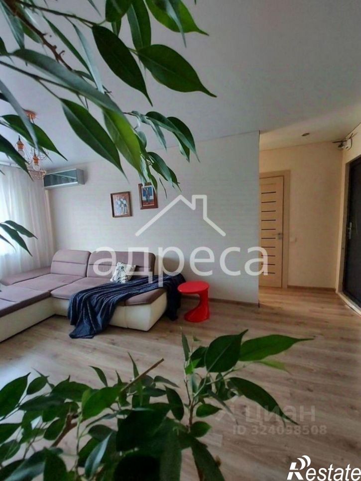 3-комн квартира Коммунистическая улица, 10,  д. 10