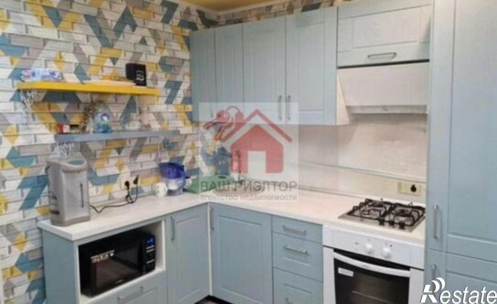 2-комн квартира ул Советской Армии, 192,  д. 192