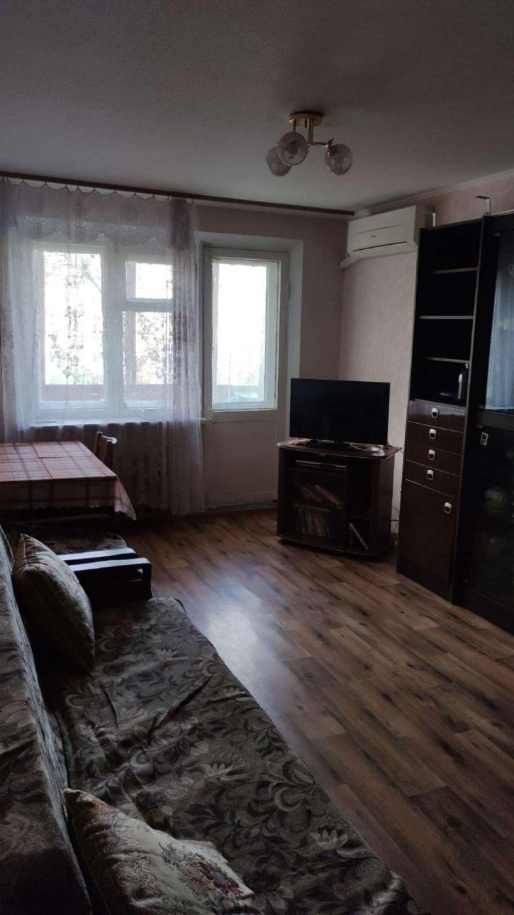 3-комн квартира Авроры улица, 113