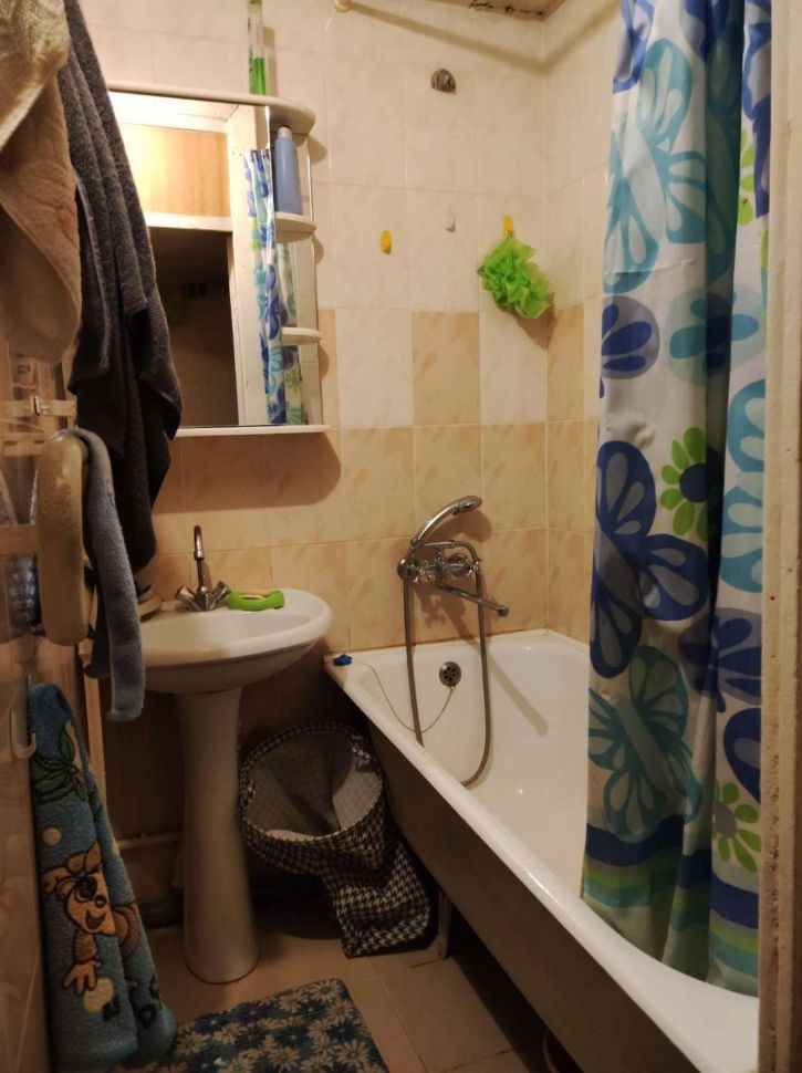 3-комн квартира Авроры улица, 113