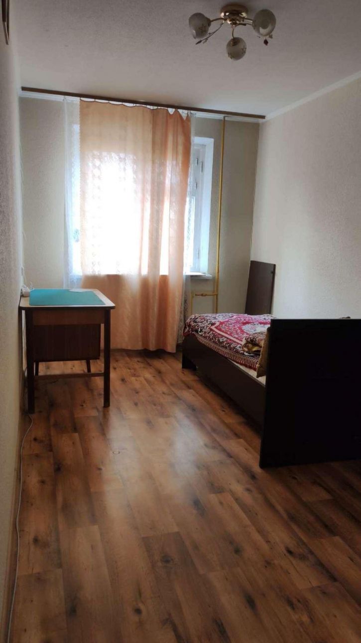 3-комн квартира Авроры улица, 113