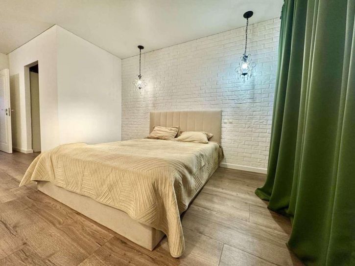 3-комн квартира Врубеля улица, 17