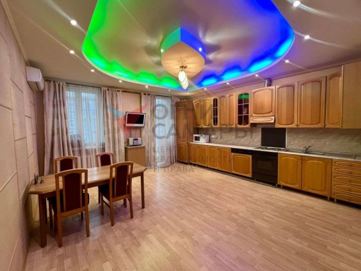 2-комн квартира Степана Разина улица, 174