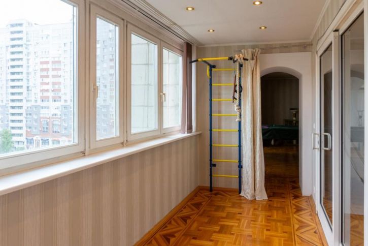 4-комн квартира Арцыбушевская улица, 40