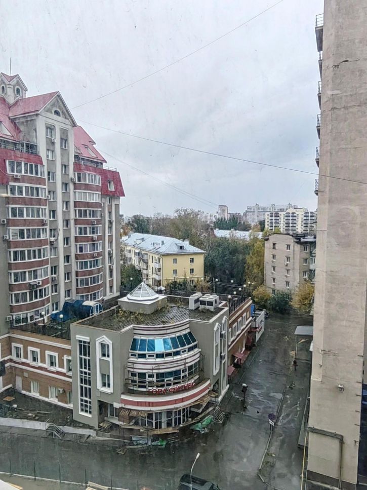 3-комн квартира Урицкого улица, 23