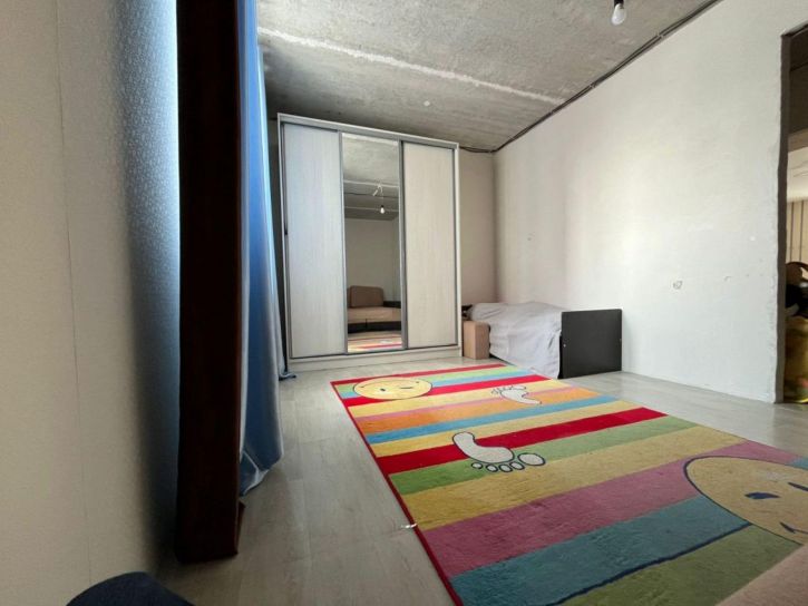 3-комн квартира Тухачевского улица, 80