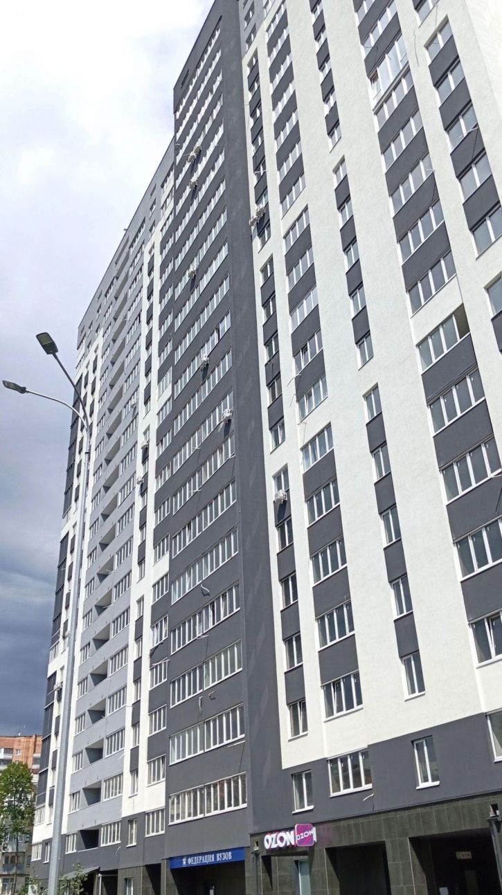 3-комн квартира Победы улица, 3Б