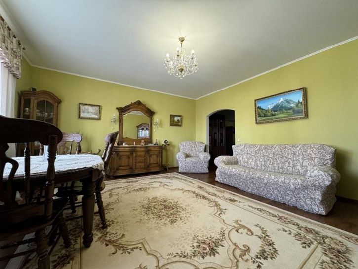 2-комн квартира Ленинская улица, 228