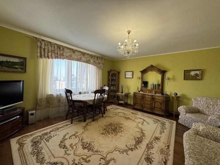 2-комн квартира Ленинская улица, 228