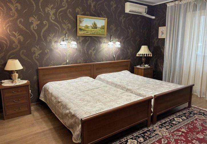 2-комн квартира Ленинская улица, 228