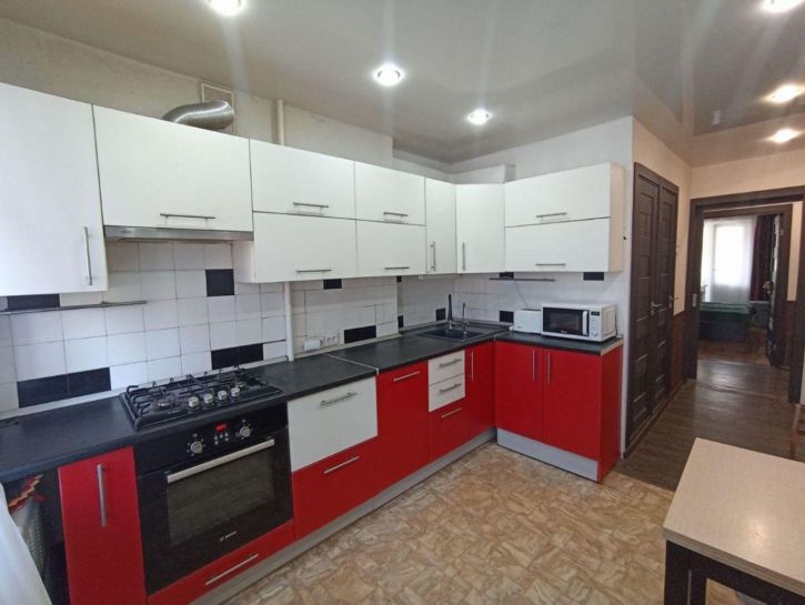 4-комн квартира Ново-Вокзальная улица, 217