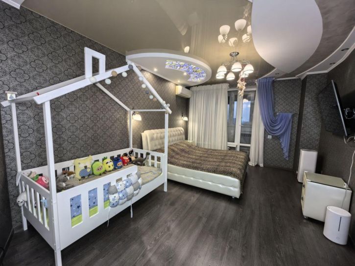 1-комн квартира Ново-Садовая улица, 106М