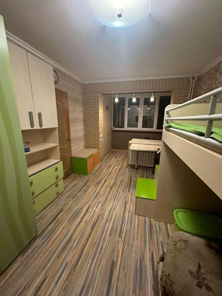 3-комн квартира Коммунистическая улица, 23