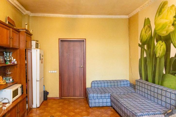 4-комн квартира Кирова проспект, 143