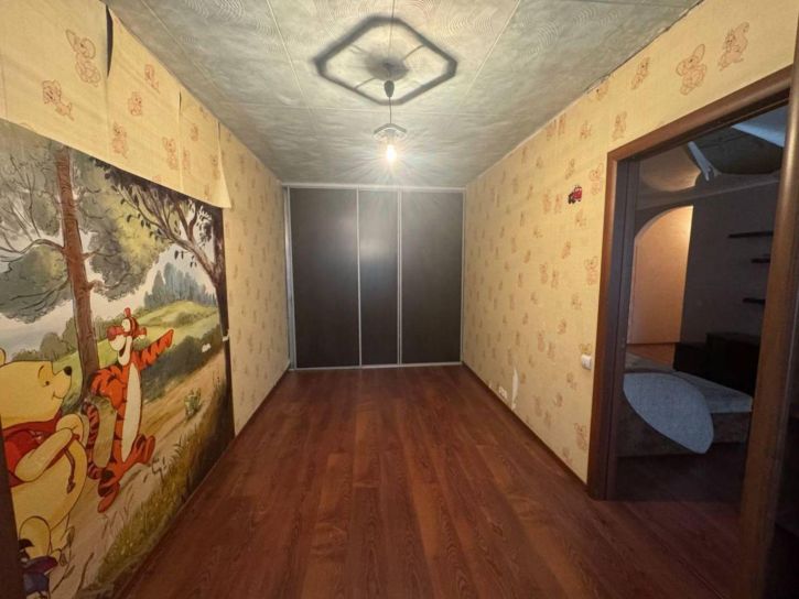 3-комн квартира Аэродромная улица, 110