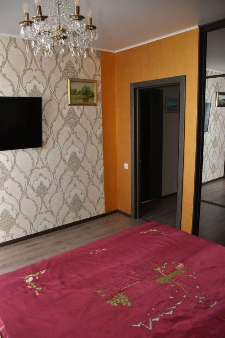 3-комн квартира Ново-Садовая улица, 106М