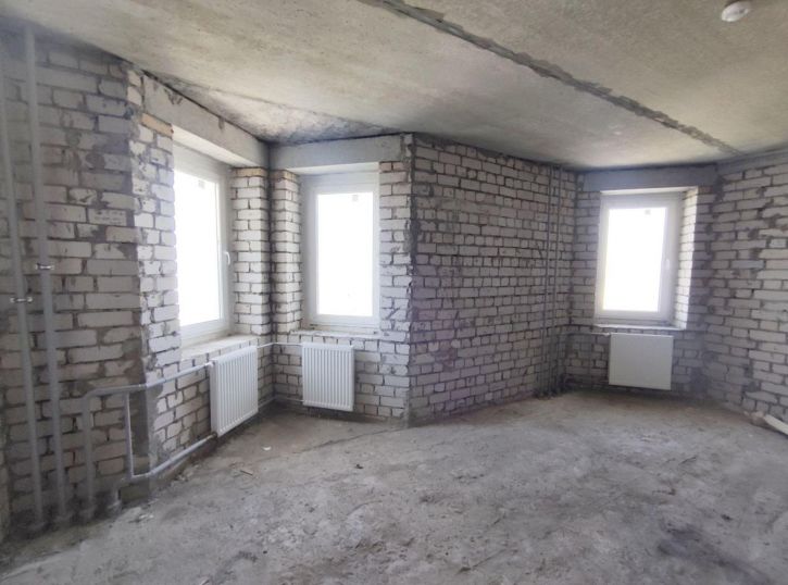 3-комн квартира Советской Армии улица, 127А