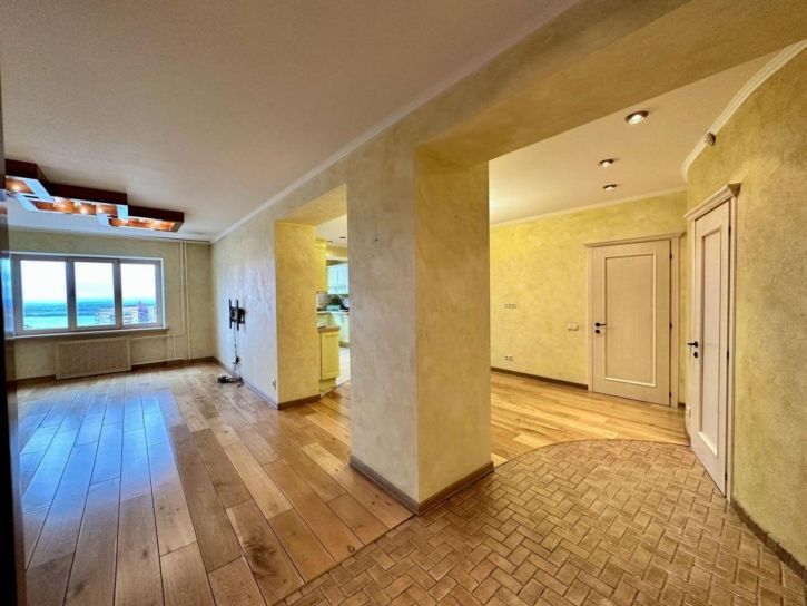 3-комн квартира 6-я просека, 155