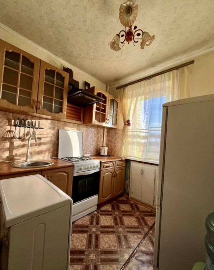 1-комн квартира Калининградская улица, 3