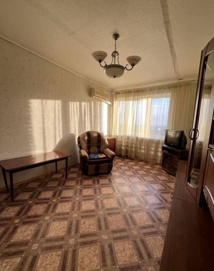 1-комн квартира Калининградская улица, 3